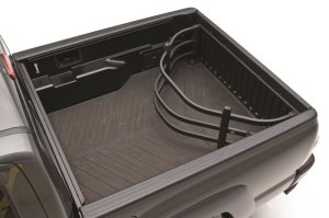 GMC Canyon Bedxtender - AMP Research - BedXtender HD Moto with Slant Back Design - Black - `04-`12